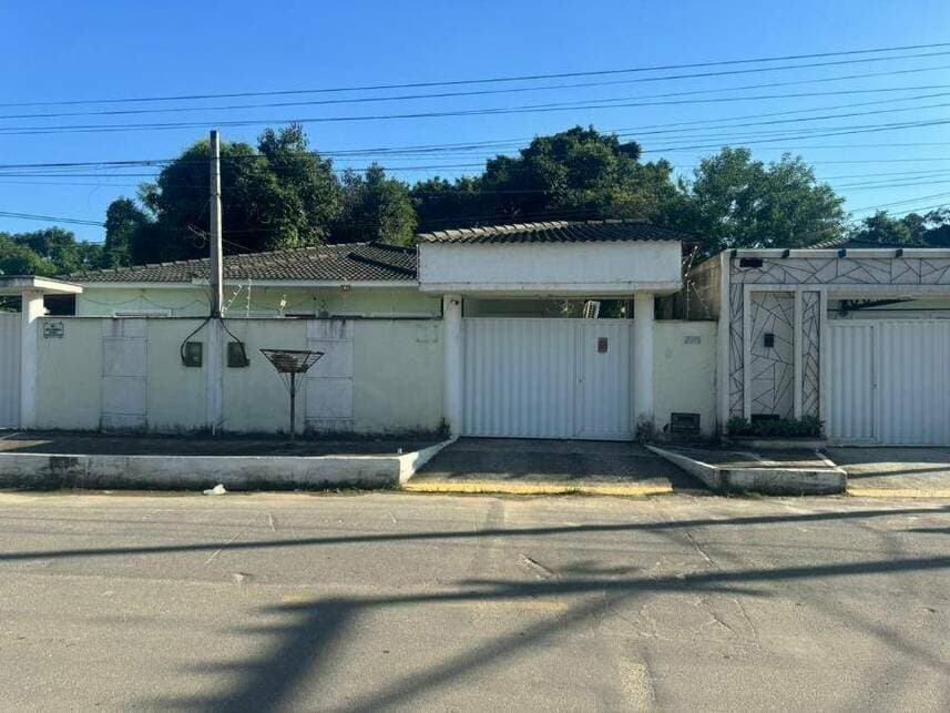 Foto 1 de 20: Casa em leilão em Maricá - RJ — Casa à venda em leilão