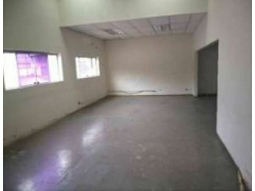 Foto 15 de 24: Comercial em leilão em São José Dos Campos - SP — Prédio Industrial c/ Benfeitorias à venda em leilão