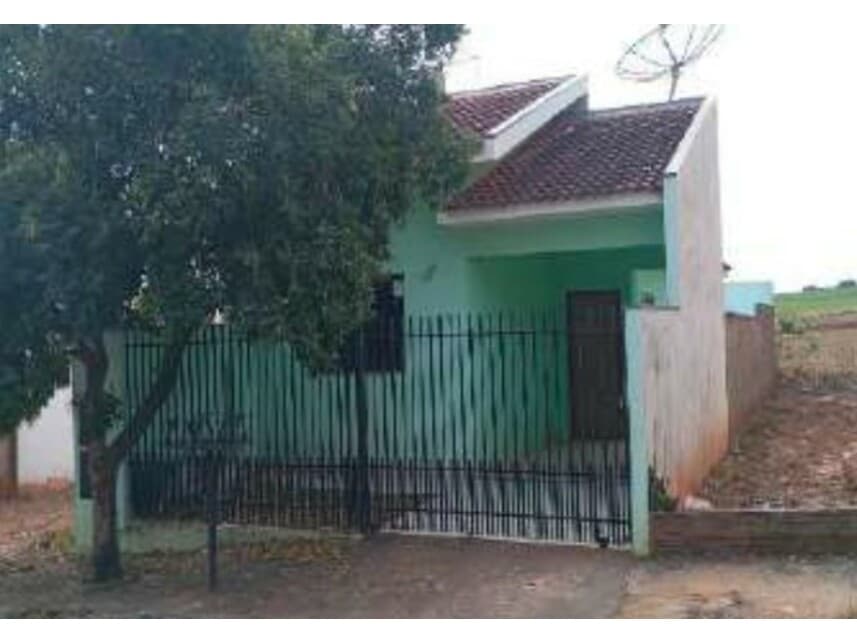 Casa em leilão em Mandaguaçu - PR — Casa à venda em leilão