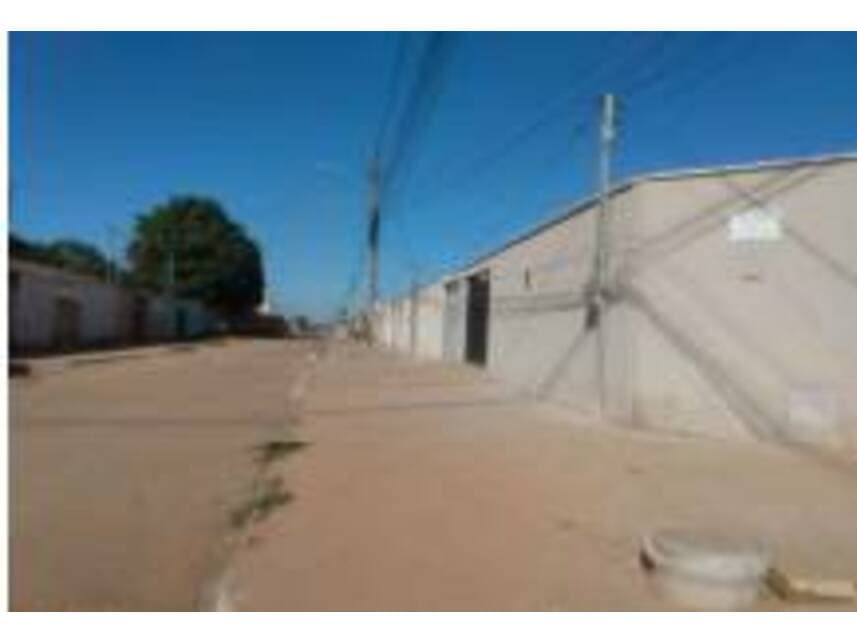Foto 3 de 27: Casa em leilão em Águas Lindas De Goiás - GO — Casa à venda em leilão