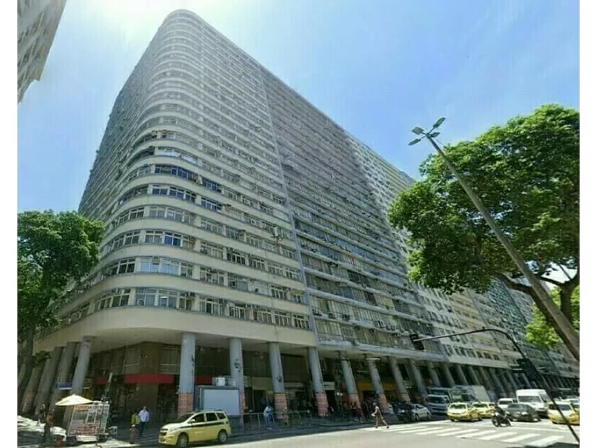Comercial em leilão em Rio De Janeiro - RJ — Sala Comercial à venda em leilão