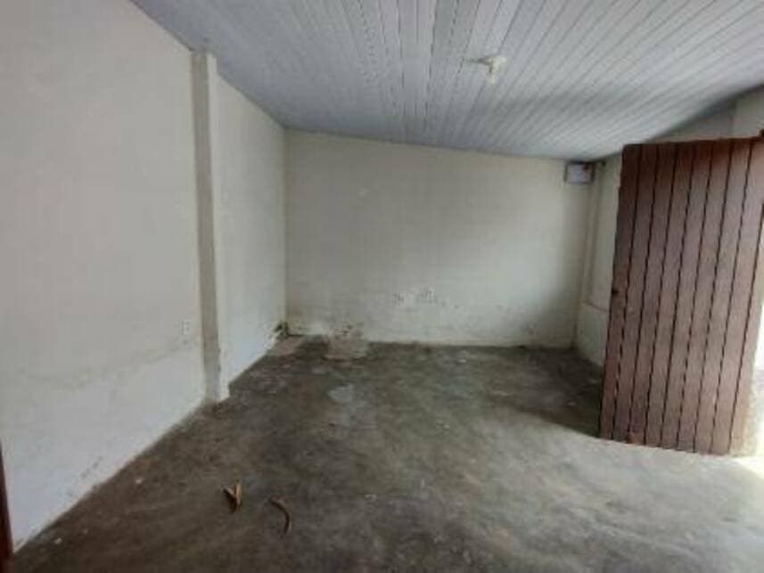 Foto 10 de 13: Casa em leilão em Cruzeiro - SP — Casa à venda em leilão