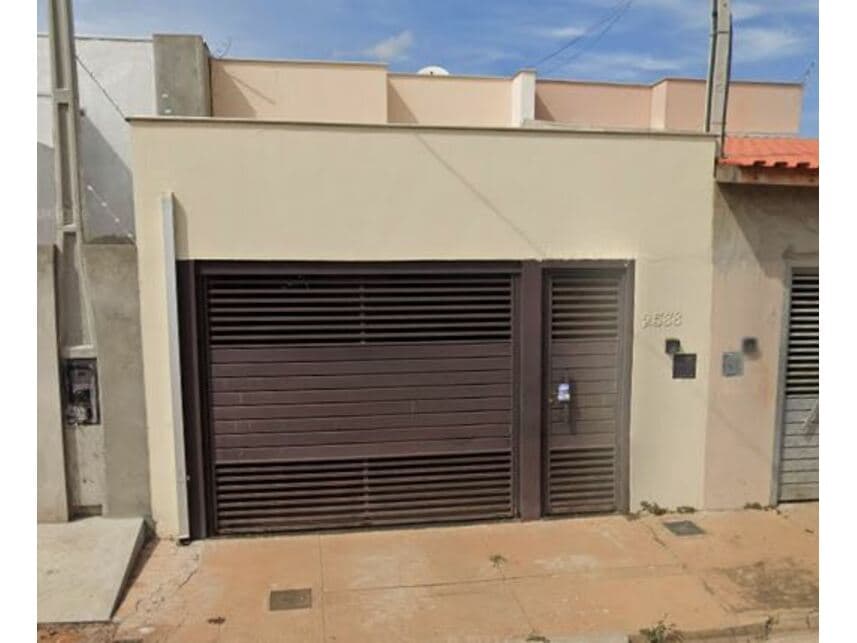 Casa em leilão em Três Lagoas - MS — Casa à venda em leilão