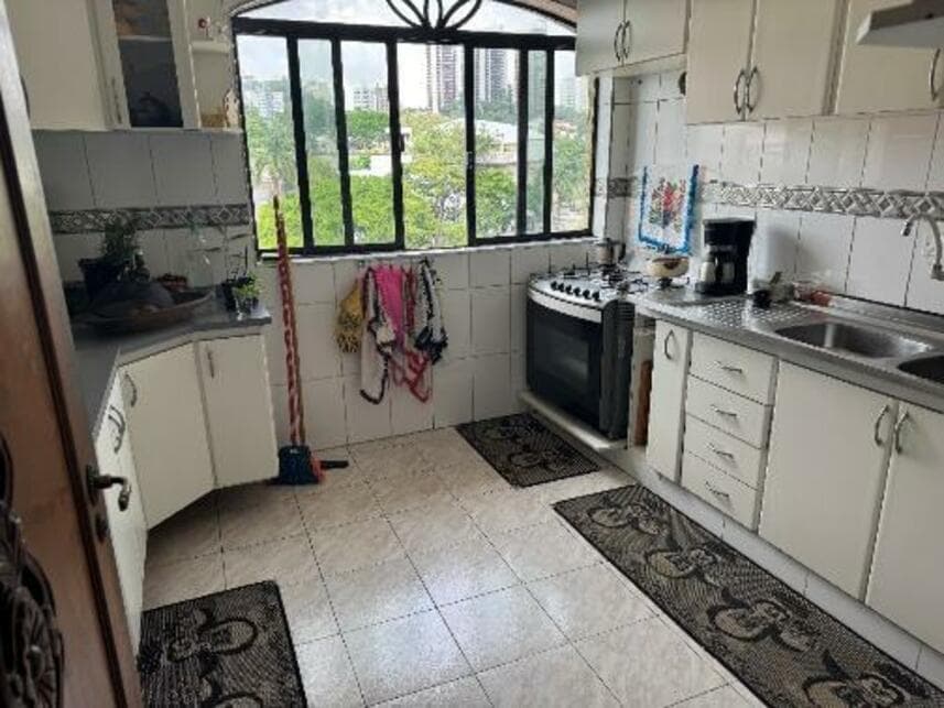 Foto 8 de 24: Casa em leilão em São Paulo - SP — Sobrado à venda em leilão