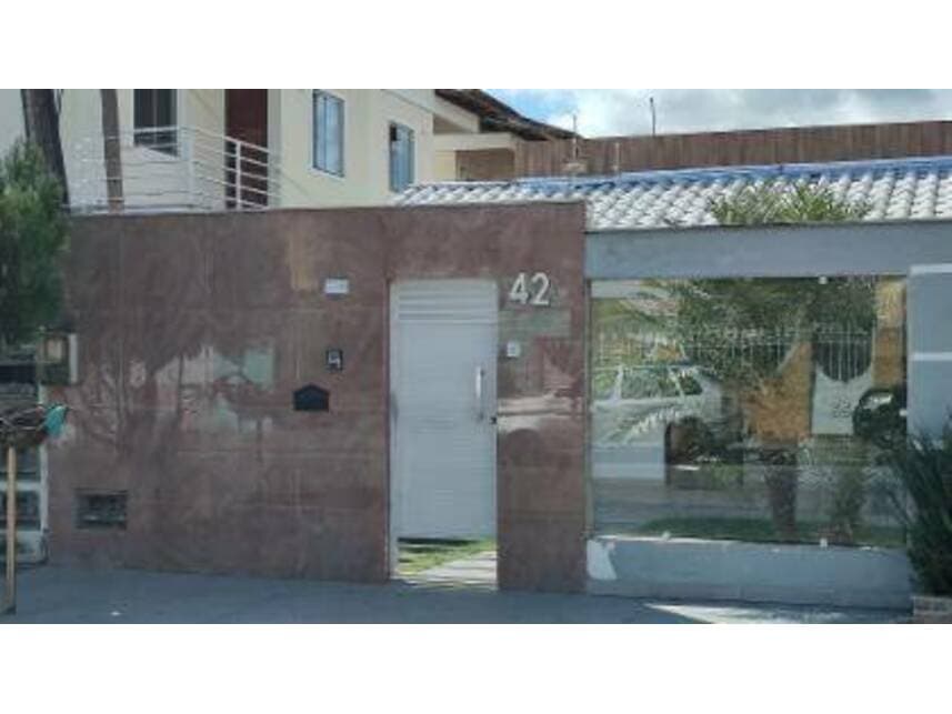 Foto 5 de 16: Casa em leilão em Campos Dos Goytacazes - RJ — Casa à venda em leilão