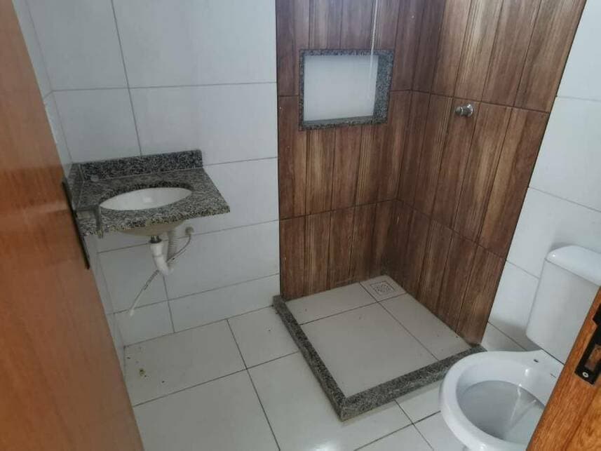 Foto 10 de 18: Casa em leilão em São Gonçalo - RJ — Casa à venda em leilão