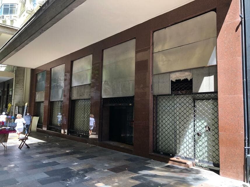 Foto 1 de 5: Comercial em leilão em Rio De Janeiro - RJ — Lojas à venda em leilão