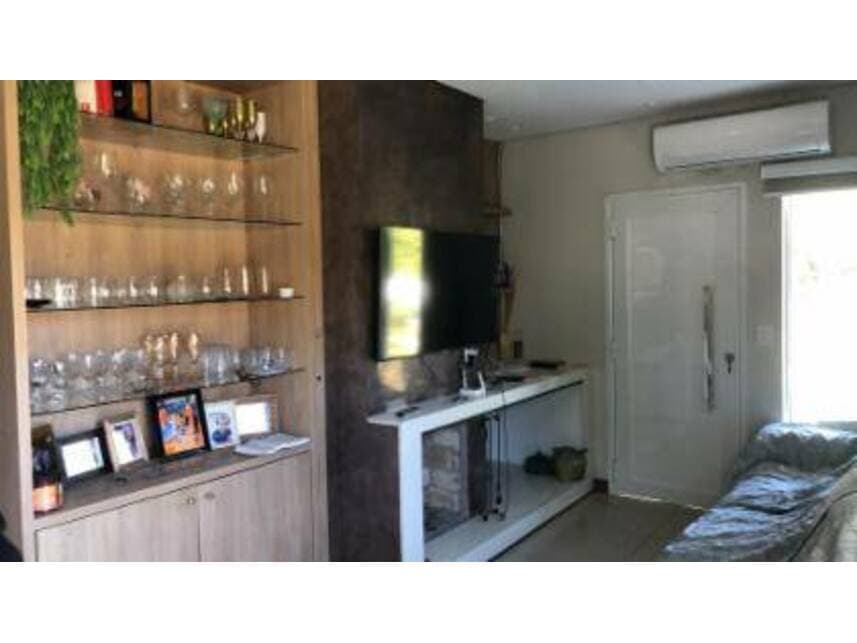Foto 3 de 14: Casa em leilão em Uruguaiana - RS — Casa à venda em leilão