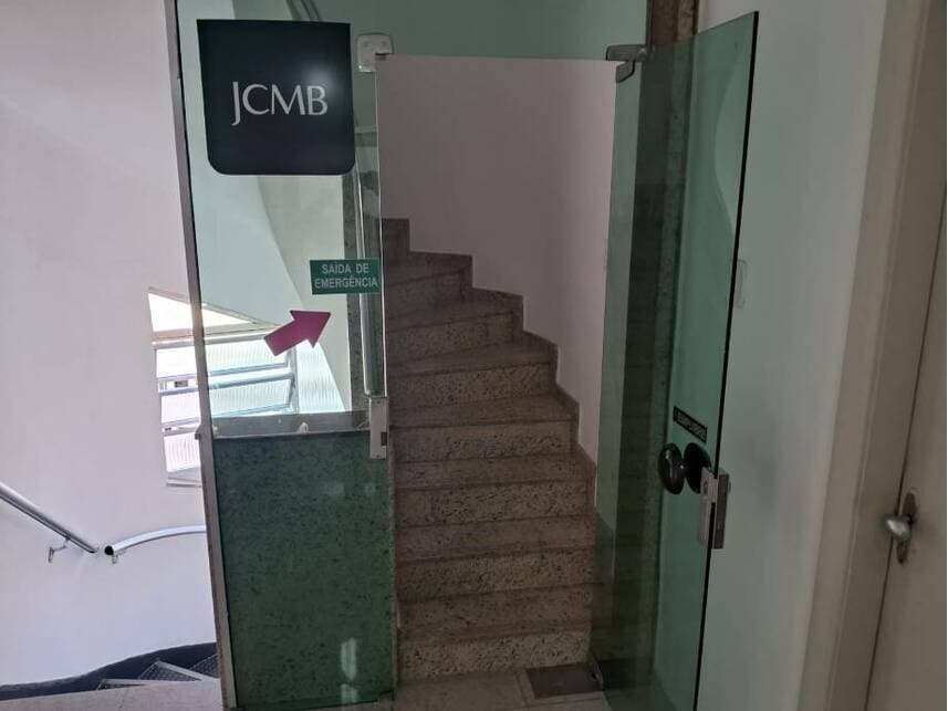 Foto 5 de 5: Comercial em leilão em Rio De Janeiro - RJ — Sala Comercial à venda em leilão