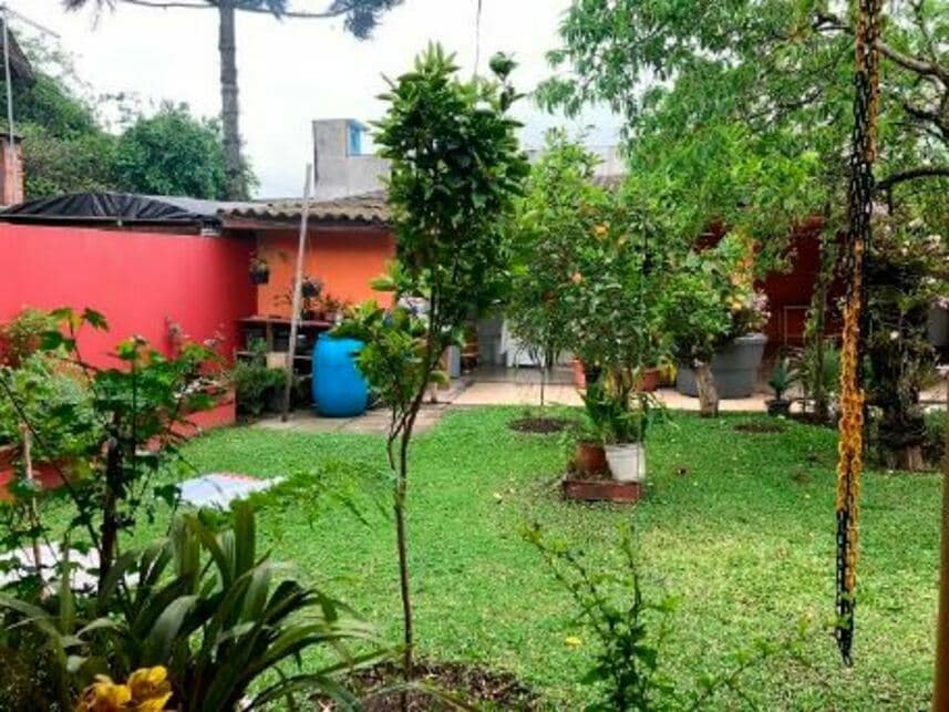 Foto 16 de 16: Casa em leilão em Curitiba - PR — Casa à venda em leilão