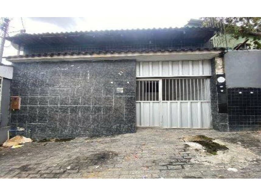 Casa em leilão em Manaus - AM — Casa à venda em leilão