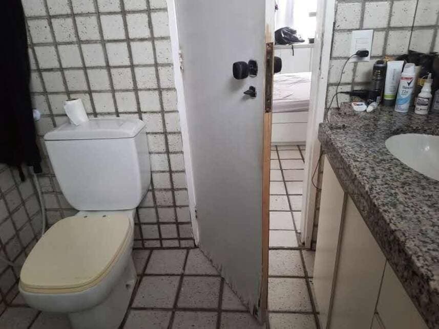 Foto 10 de 18: Apartamento em leilão em Jaboatão Dos Guararapes - PE — Apartamento à venda em leilão