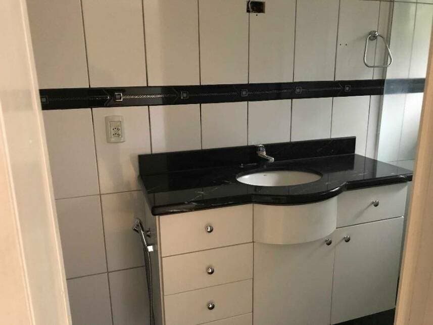 Foto 11 de 20: Casa em leilão em Estrela - RS — Casa à venda em leilão