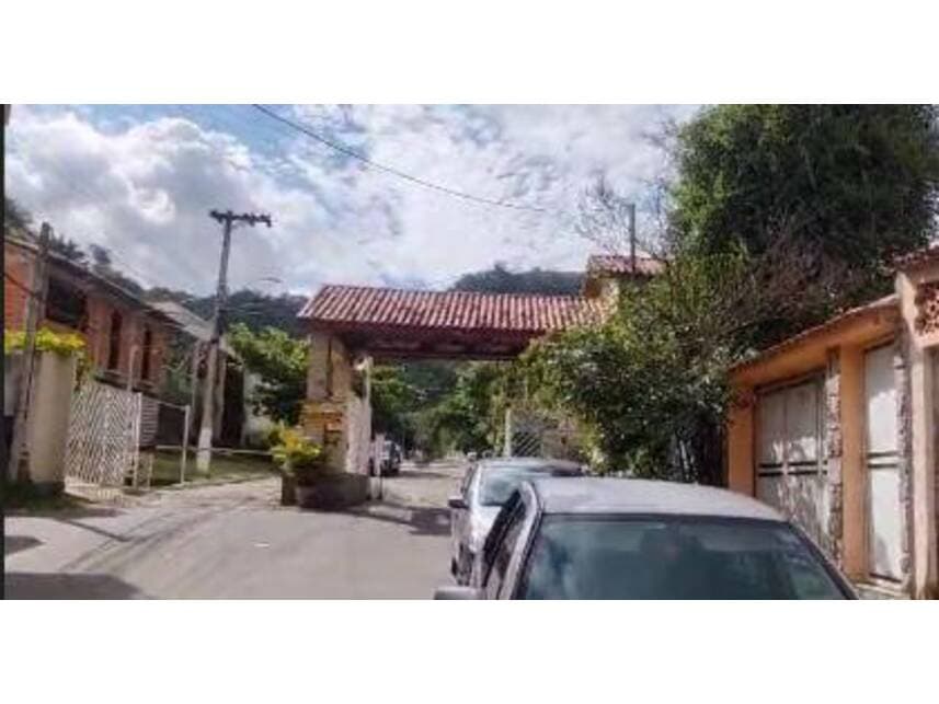 Foto 4 de 6: Casa em leilão em Barra Do Piraí - RJ — Casa à venda em leilão