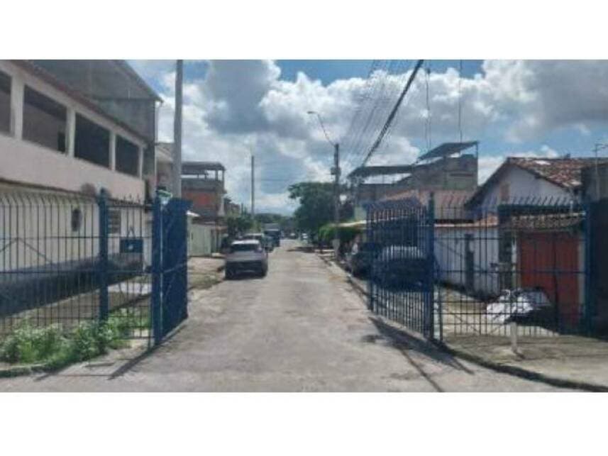 Foto 1 de 10: Casa em leilão em Nova Iguaçu - RJ — Casa à venda em leilão