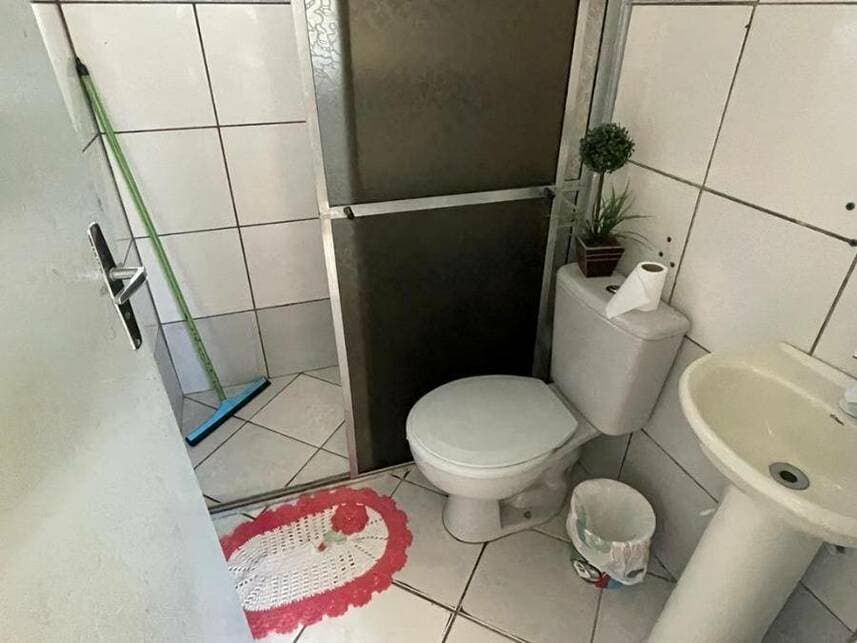 Foto 7 de 13: Casa em leilão em Pelotas - RS — Casa à venda em leilão