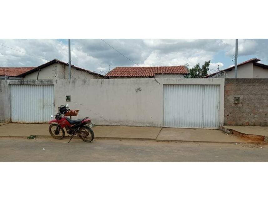 Foto 1 de 14: Casa em leilão em Jaíba - MG — Casa à venda em leilão