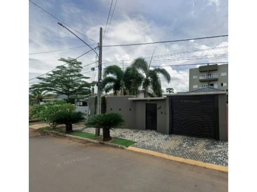 Foto 1 de 10: Casa em leilão em Lucas Do Rio Verde - MT — Casa à venda em leilão