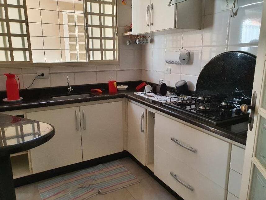 Foto 4 de 15: Casa em leilão em Ourinhos - SP — Casa à venda em leilão
