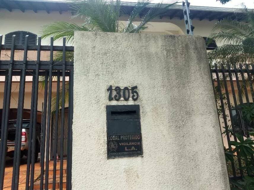 Foto 2 de 14: Casa em leilão em Londrina - PR — Casa à venda em leilão
