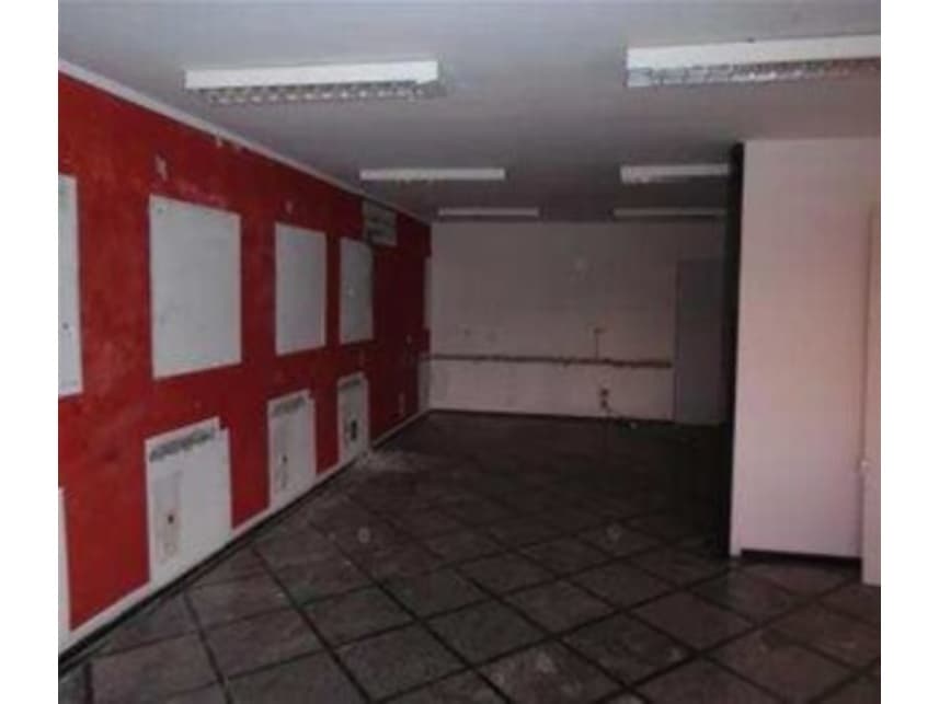 Foto 4 de 9: Comercial em leilão em São Paulo - SP — Prédio Comercial à venda em leilão