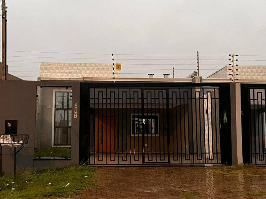 Foto 2 de 14: Casa em leilão em Cascavel - PR — Casa à venda em leilão
