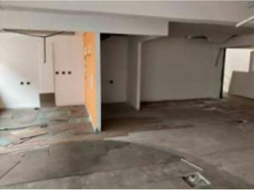 Foto 11 de 13: Comercial em leilão em São José Dos Campos - SP — Prédio Industrial c/ Benfeitorias à venda em leilão