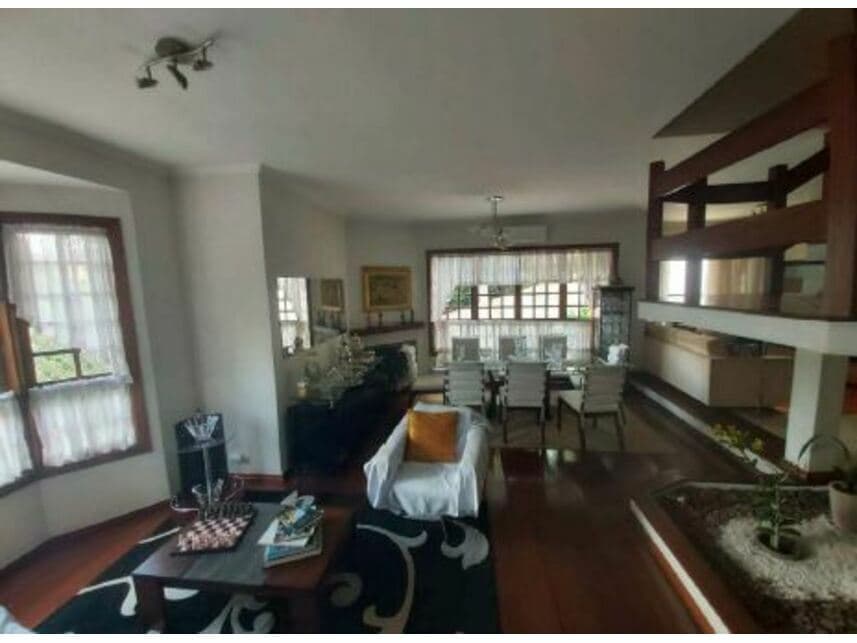 Foto 7 de 25: Casa em leilão em Cotia - SP — Casa à venda em leilão