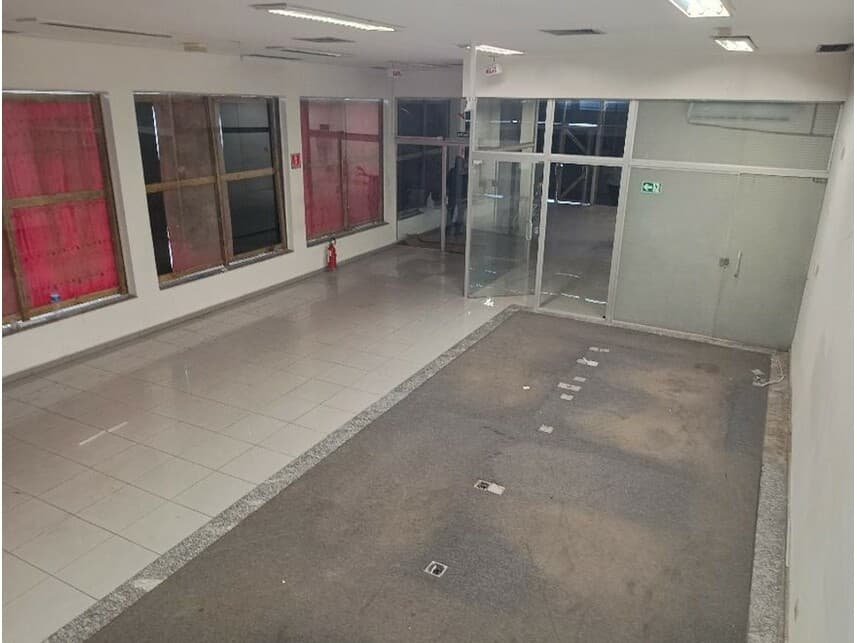Foto 6 de 10: Comercial em leilão em São Paulo - SP — Prédios Comerciais à venda em leilão