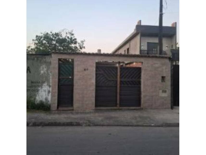 Casa em leilão em São Vicente - SP — Casa à venda em leilão