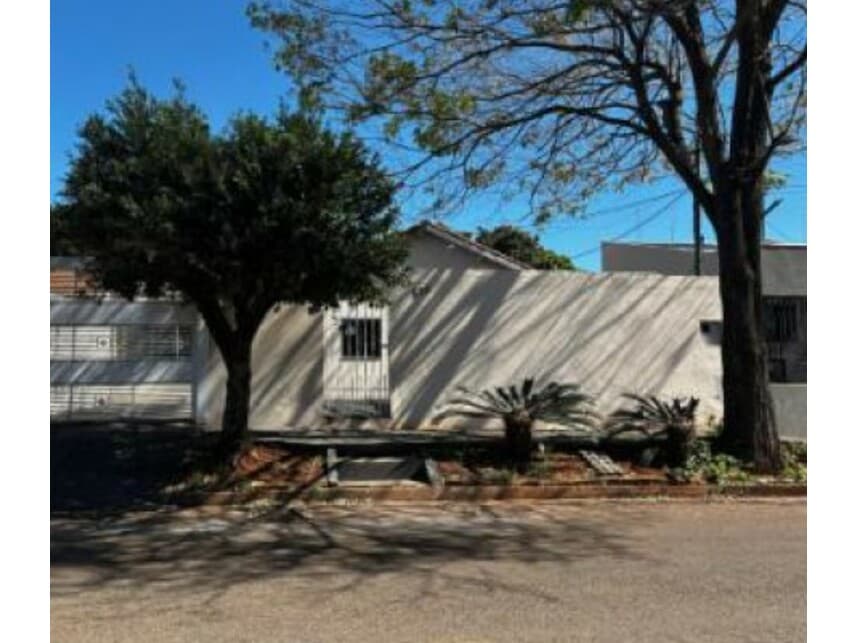 Casa em leilão em Campo Grande - MS — Casa à venda em leilão