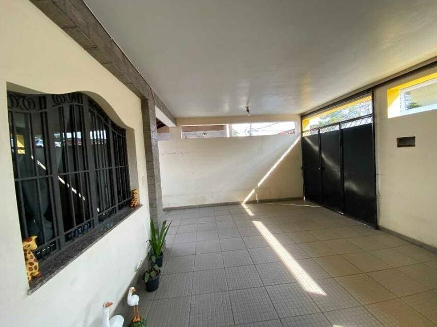 Foto 4 de 10: Casa em leilão em Nova Iguaçu - RJ — Casa à venda em leilão