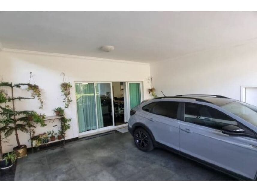 Foto 4 de 22: Casa em leilão em Curitiba - PR — Casa à venda em leilão
