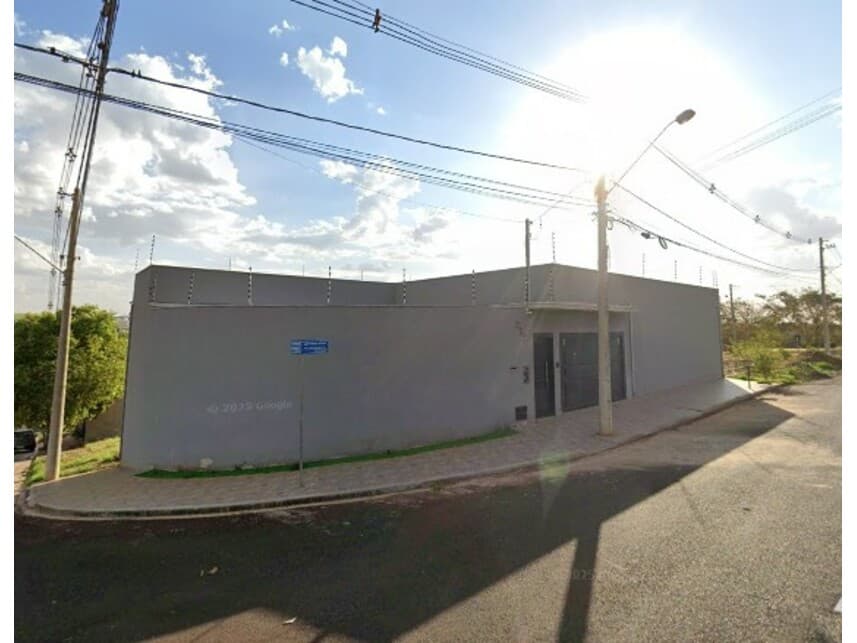 Casa em leilão em Sertãozinho - SP — Casa à venda em leilão