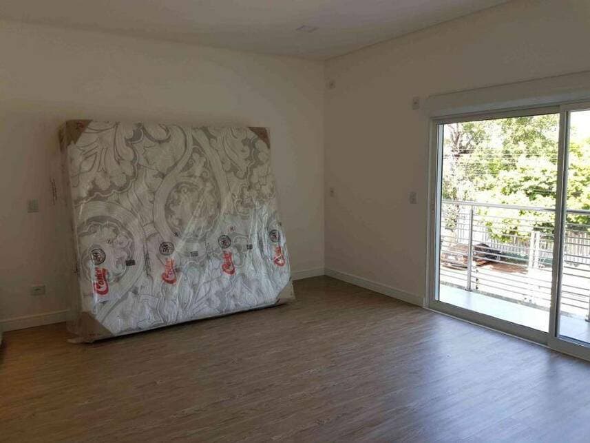 Foto 10 de 16: Casa em leilão em Foz Do Iguaçu - PR — Casa à venda em leilão