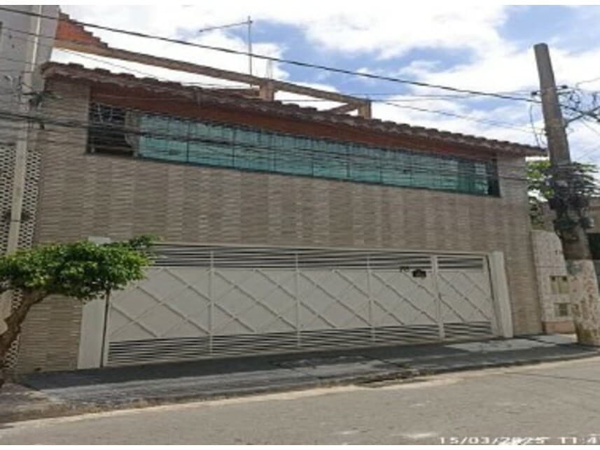 Casa em leilão em São Paulo - SP — Casa à venda em leilão