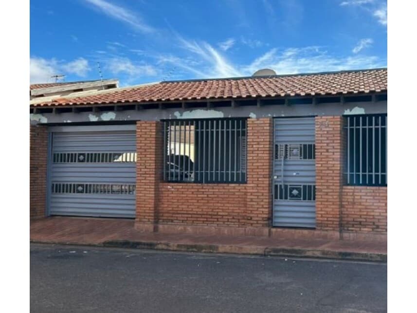 Casa em leilão em Campo Grande - MS — Casa à venda em leilão