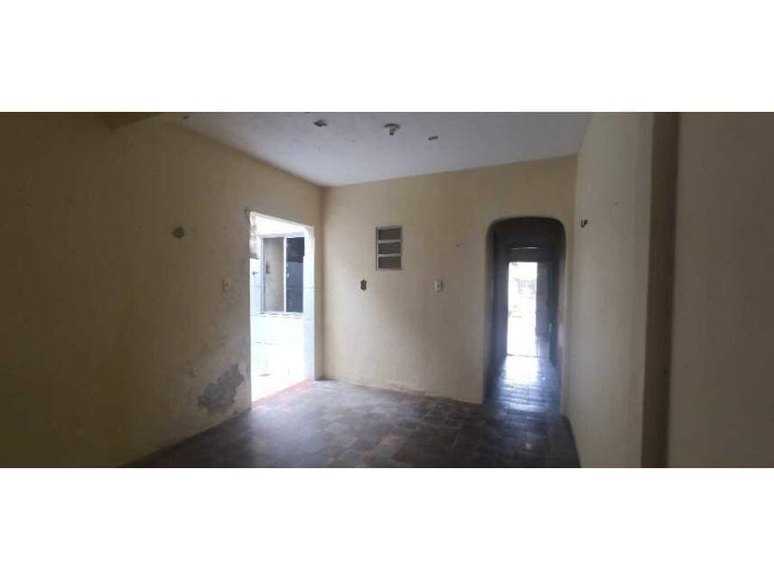 Foto 9 de 30: Casa em leilão em Fortaleza - CE — Casa à venda em leilão