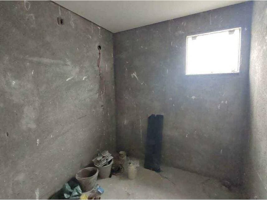 Foto 6 de 16: Casa em leilão em Araruama - RJ — Casa à venda em leilão