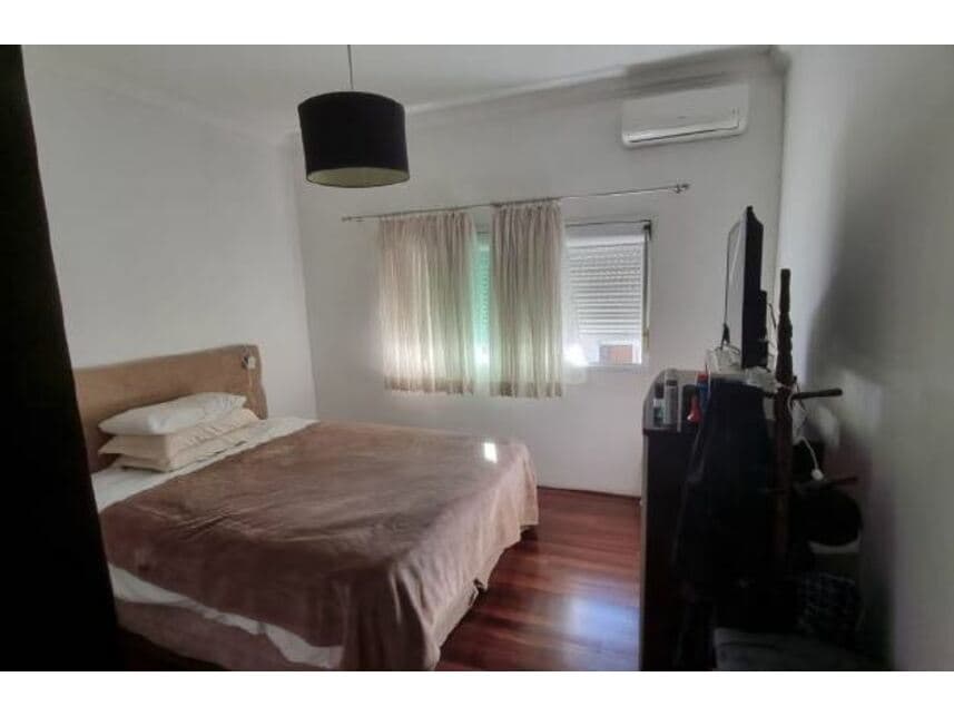 Foto 16 de 22: Casa em leilão em Curitiba - PR — Casa à venda em leilão