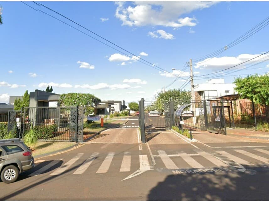 Casa em leilão em Ribeirão Preto - SP — Casa à venda em leilão