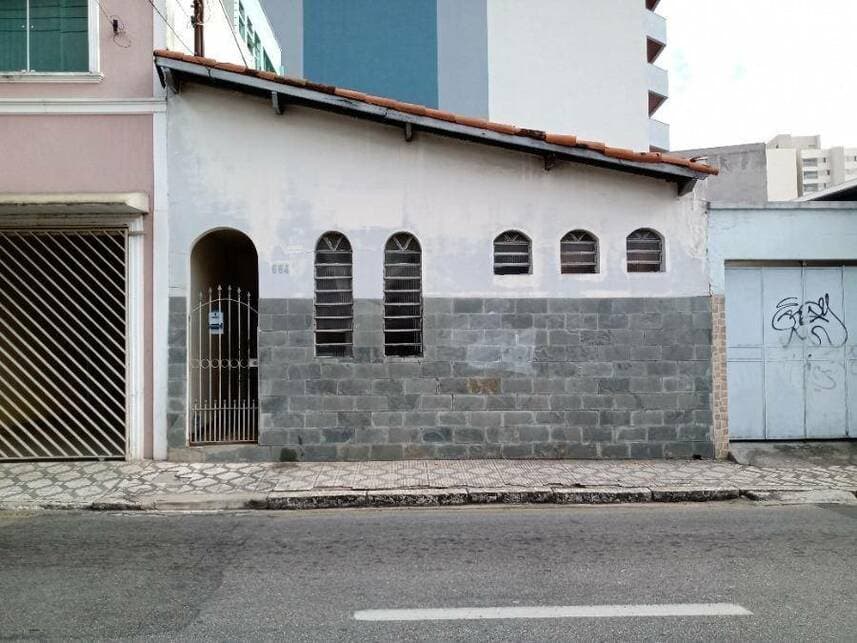 Foto 5 de 16: Casa em leilão em Taubaté - SP — Casa à venda em leilão