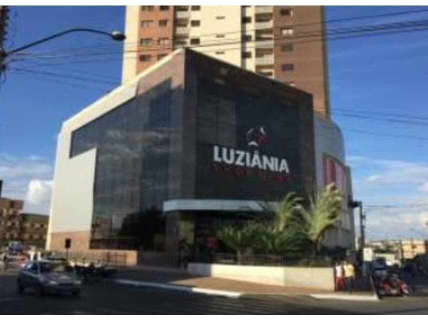 Foto 1 de 9: Comercial em leilão em Luziânia - GO — Loja à venda em leilão