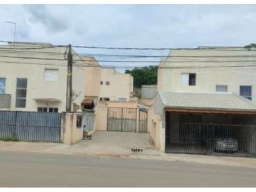 Casa em leilão em Jarinu - SP — Casa à venda em leilão