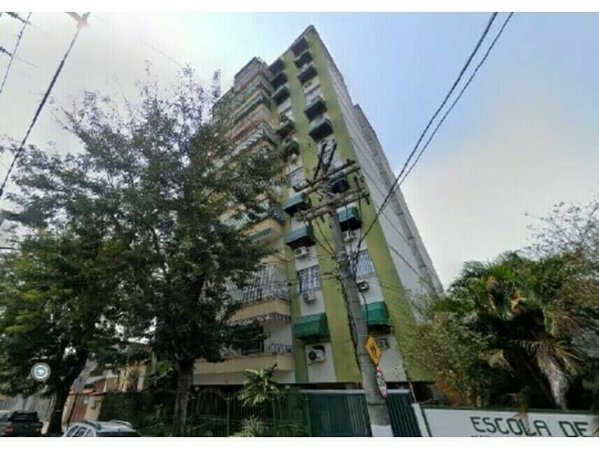 Apartamento em leilão em Niterói - RJ — Apartamento à venda em leilão