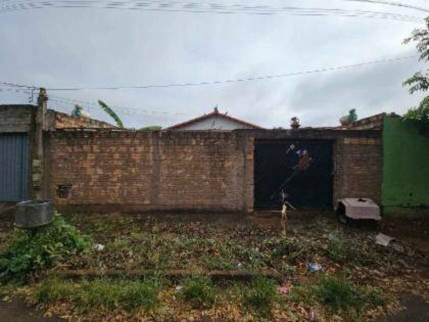 Casa em leilão em Uberaba - MG — Casa à venda em leilão