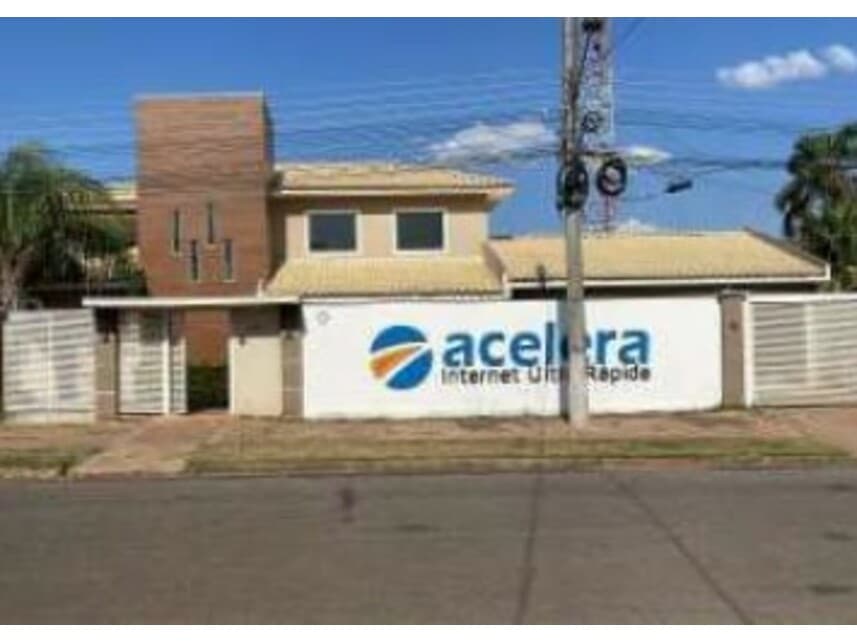 Casa em leilão em Aquidauana - MS — Casa à venda em leilão
