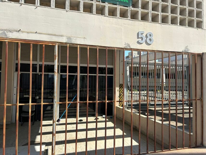 Foto 4 de 4: Comercial em leilão em São José Dos Campos - SP — Prédio Industrial c/ Benfeitorias à venda em leilão