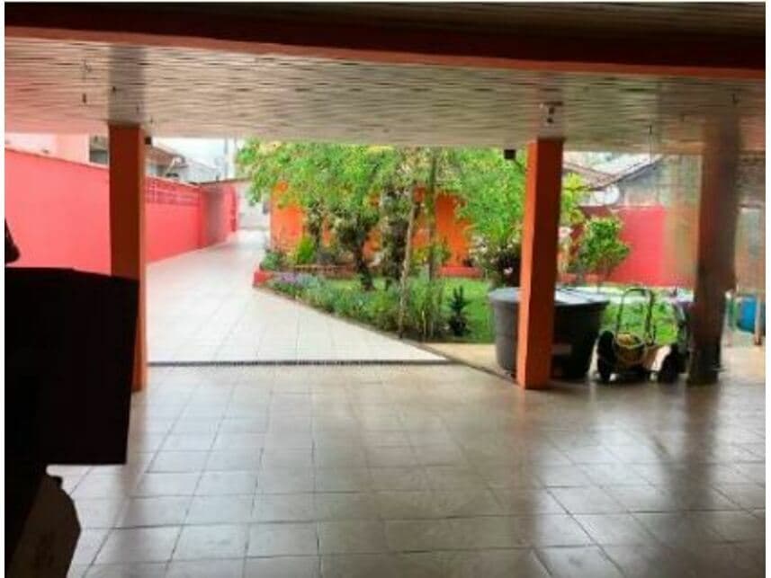 Foto 14 de 16: Casa em leilão em Curitiba - PR — Casa à venda em leilão
