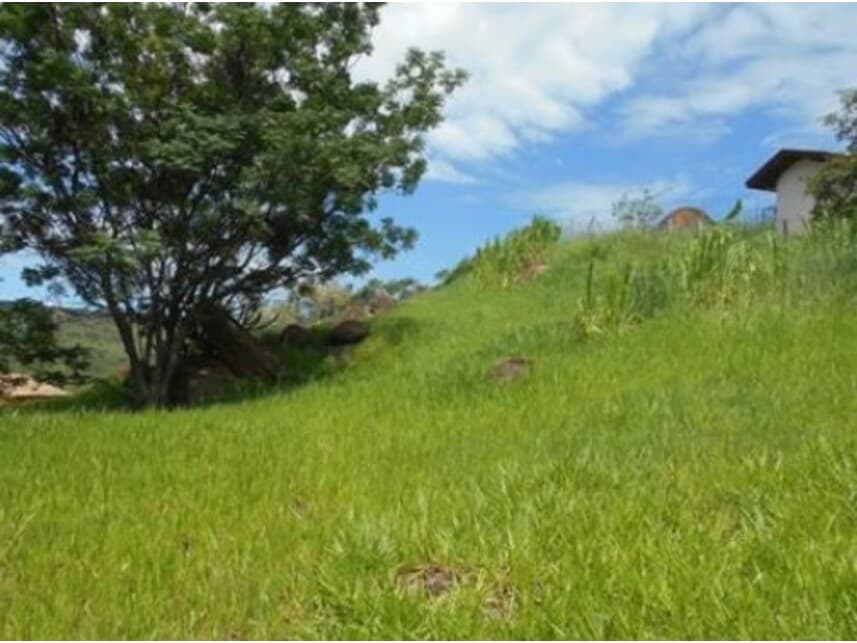 Foto 9 de 13: Terreno em leilão em Valinhos - SP — Terreno à venda em leilão